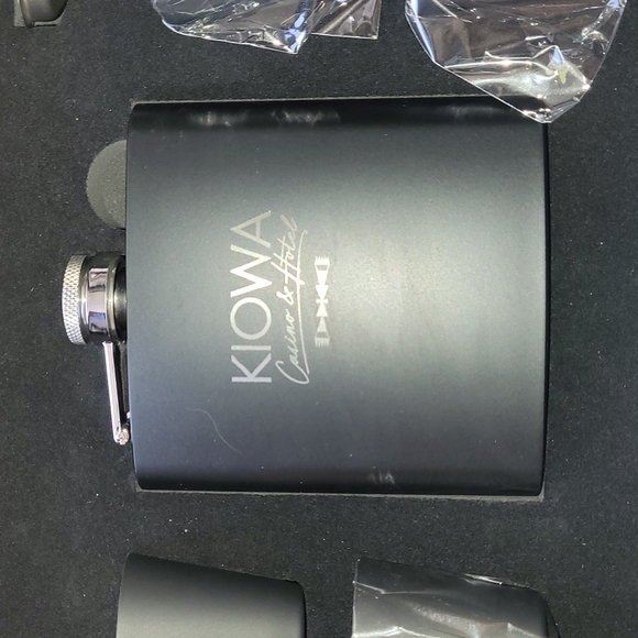 NIB Flash Gift Set - Picture 2 of 6